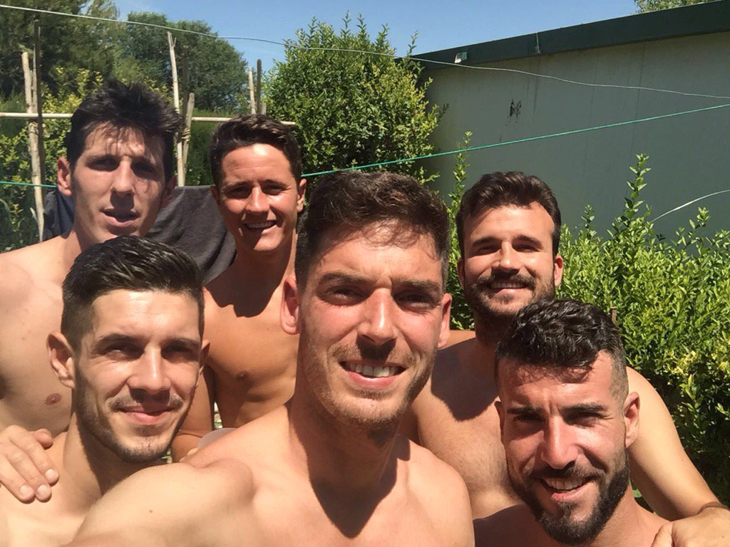 Adrian Casas Blanco (@casas_blanco) on Twitter photo Un día genial rodeado de genios!!@adri_barba <a href="/AnderHerrera/">Ander Herrera</a> @PTR_imascono <a href="/il_gran_luchi17/">Luis Sanchez lucho</a> <a href="/Alcolea_1Fans/">Pablo Alcolea Fans</a> Un día genial rodeado de genios!!@adri_barba <a href="/AnderHerrera/">Ander Herrera</a> @PTR_imascono <a href="/il_gran_luchi17/">Luis Sanchez lucho</a> <a href="/Alcolea_1Fans/">Pablo Alcolea Fans</a>