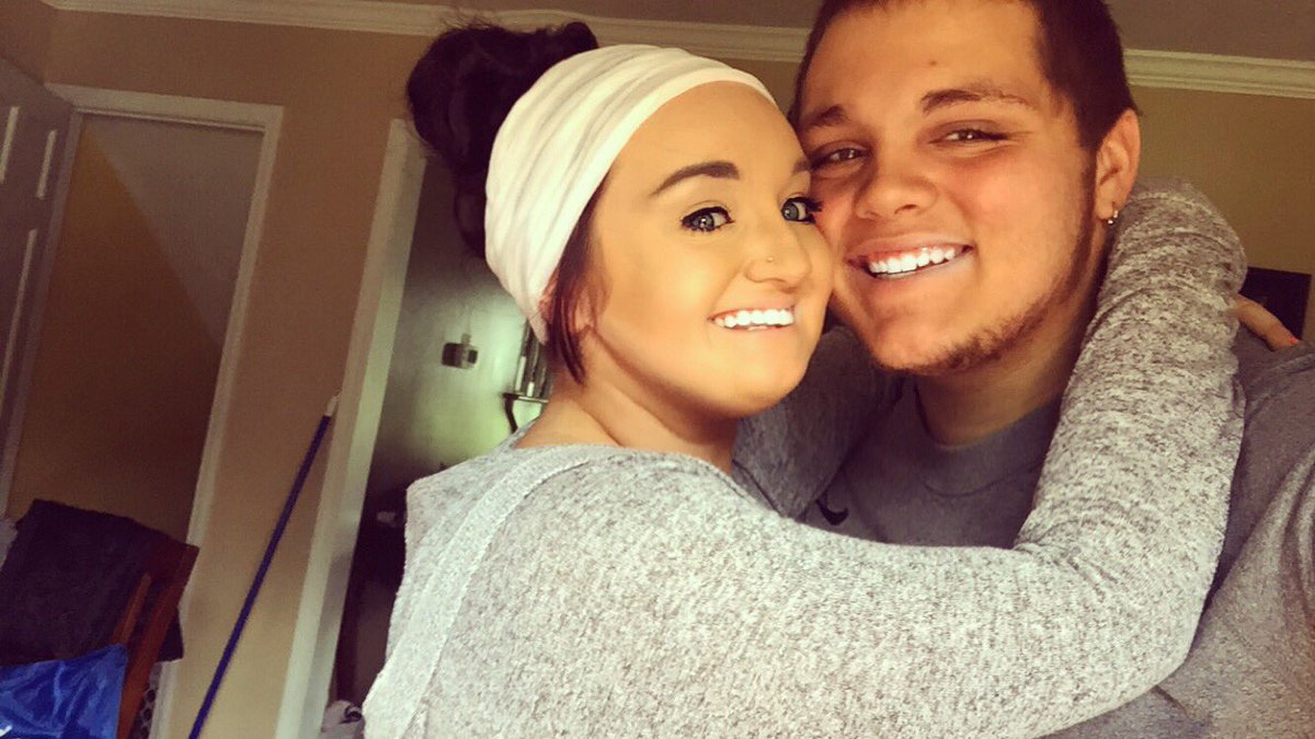 ACREEKMORE22's tweet image. i love you!!!!!!