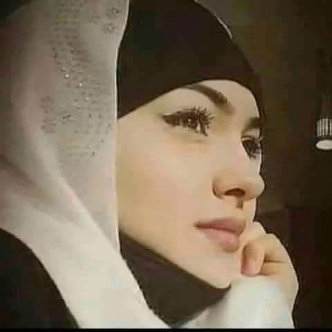 عليك البس هدوم الحزن واحد
عزيز انت يهالنايم واليعز واحد
الناس تمشي وتودع نعش واحد
وانه ودعت خمسه وماردوا اليه