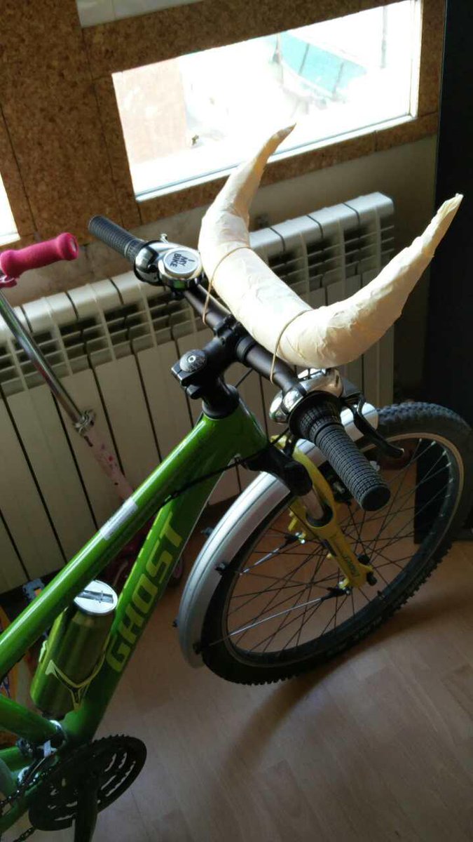 MADciclista's tweet photo. El dia 7 ¿nosotros rodamos con toros, o son los automovilistas los q estarán conduciendo con toros? #BiciSanFermines https://t.co/jNTK0ffMdF
