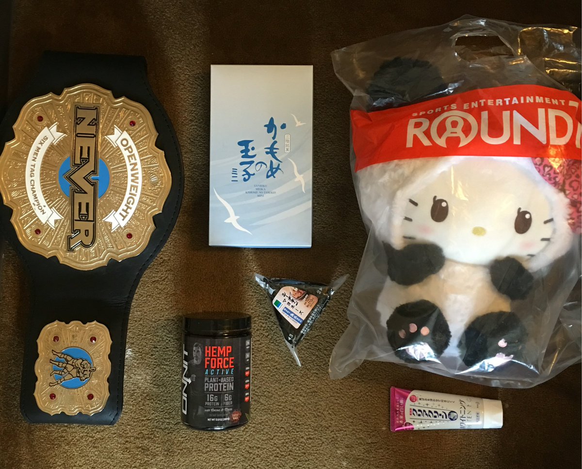 MattSydal's tweet photo. Thank you this tour!! @KingRicochet @njpw1972 @onnit #hempforce #getonnit #HelloKitty #grid https://t.co/eohQ42cFwR