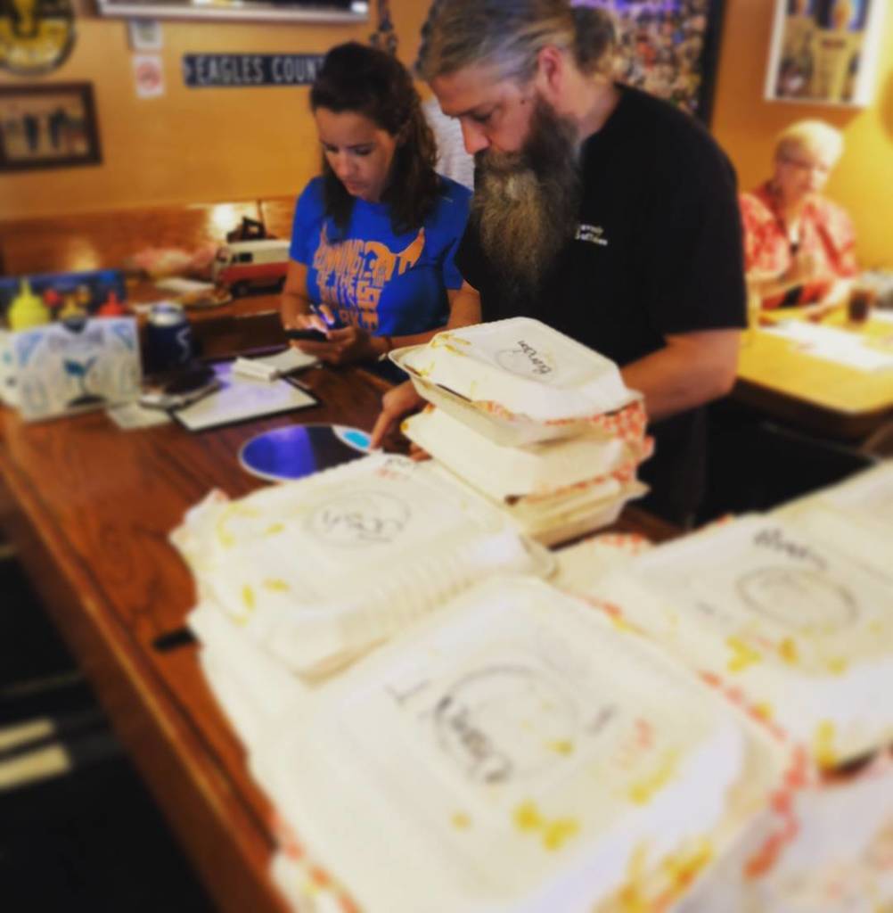 HeavenlyBuffalo's tweet photo. Tabulating the results. #wingcompetition https://t.co/FN7LABghAY https://t.co/6XMxUrZwSo