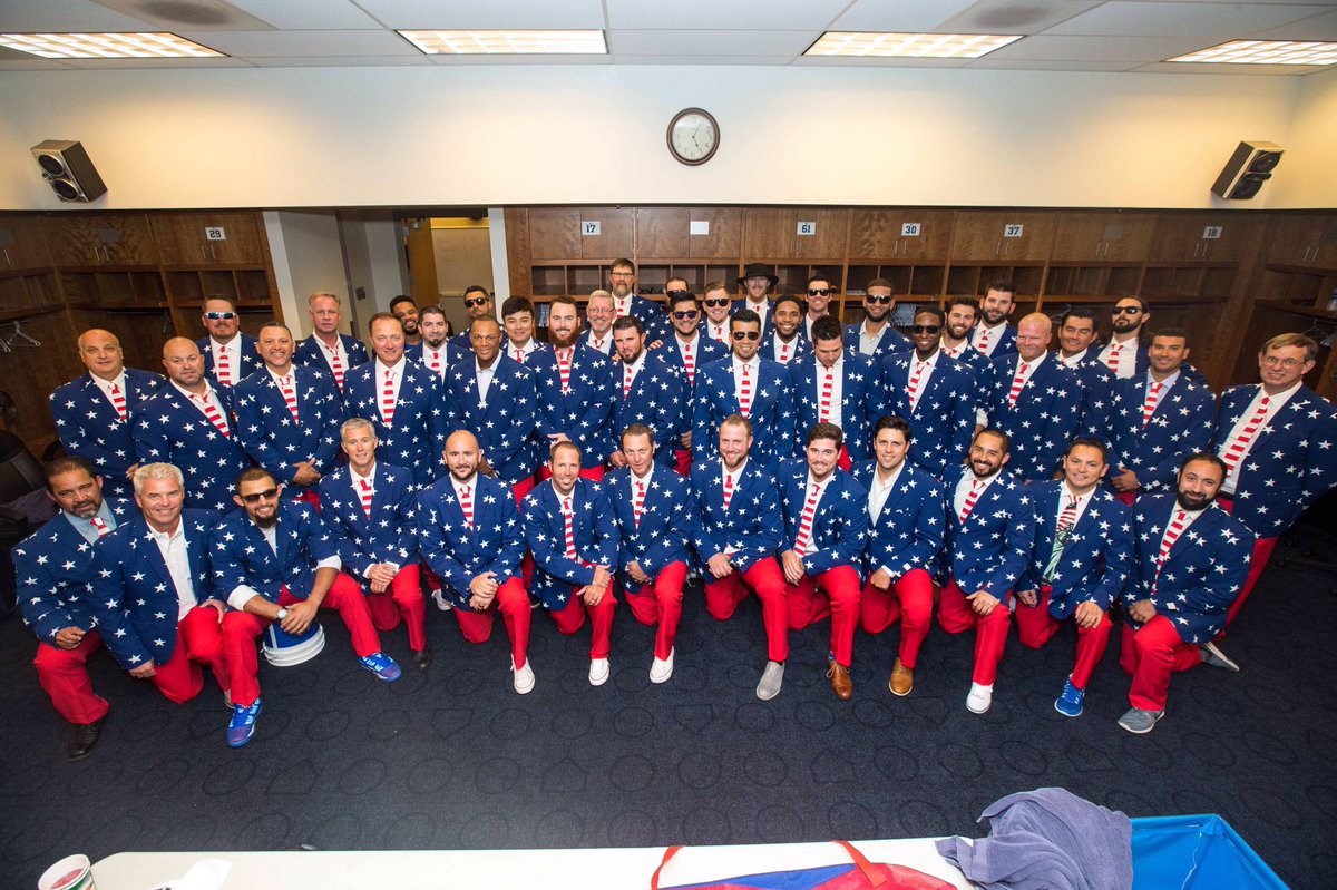 We celebrate Independence Day a day early on the flight from Minnesota to Boston. #Happy4th 🇺🇸