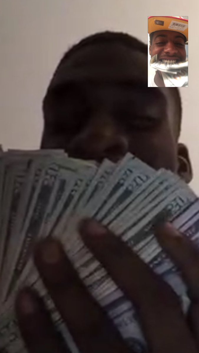 Cashoutchris223's tweet photo. #223 Talk (Just got off the Phone with broski #Jmunna https://t.co/9mi1k3LGyD