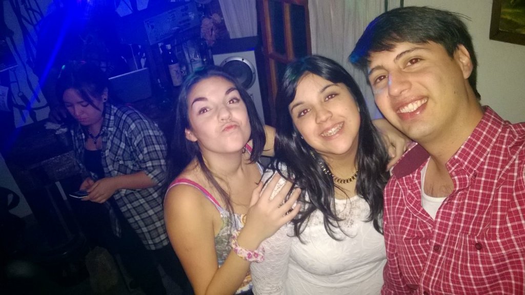 anttoo_flores's tweet image. Cumple del gordo:)💞 #matsy #marti los amo amigos😊