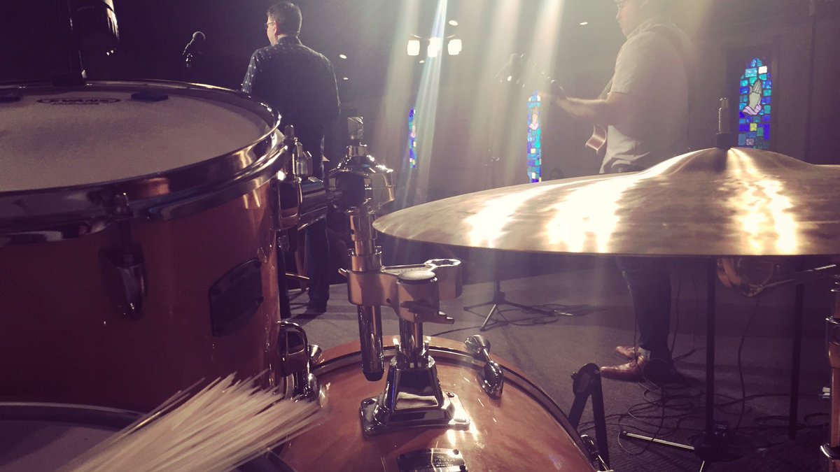 thejaydeleo's tweet photo. All #brushes @onechapel #laketravis today. https://t.co/09BnsCxdr6