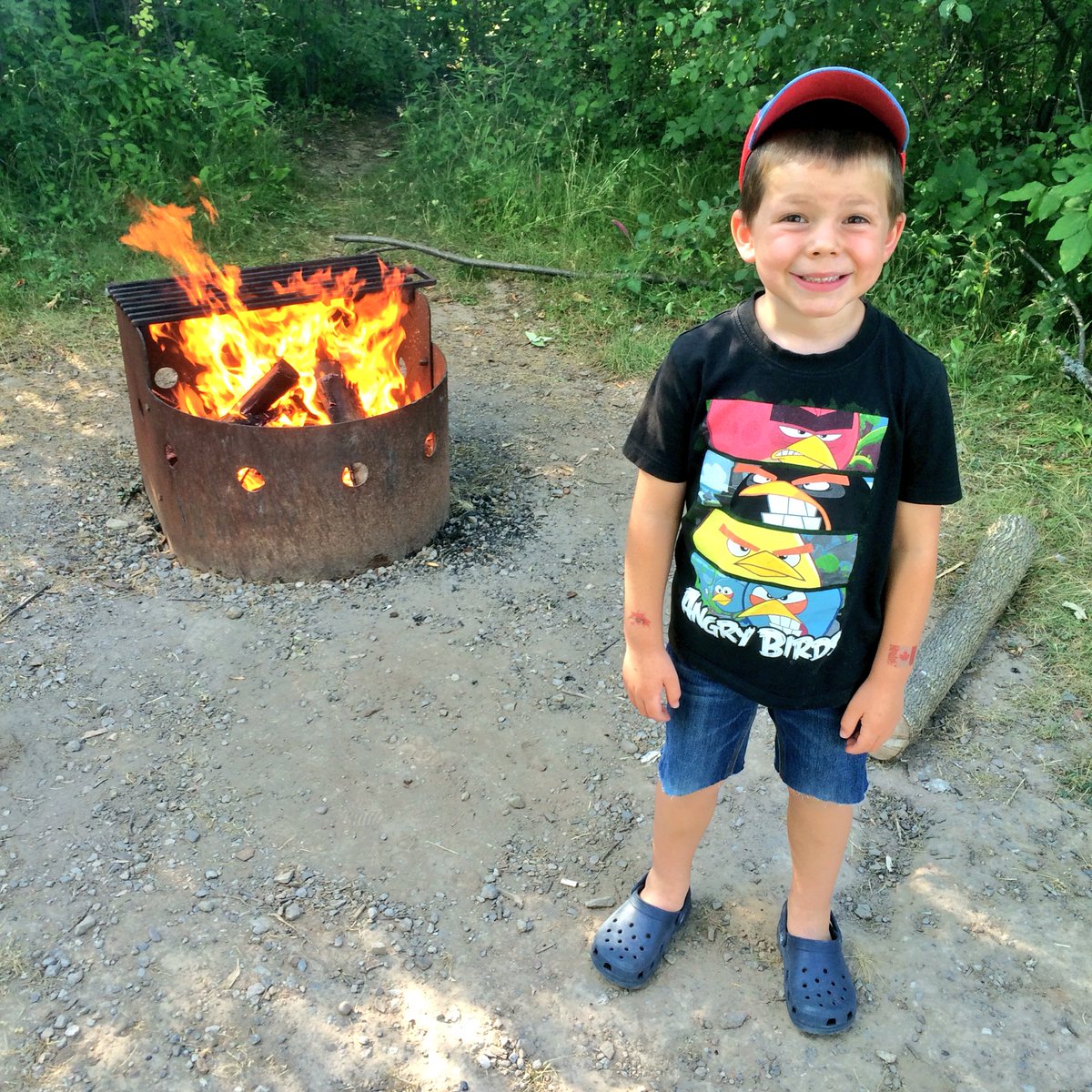 thelargefry's tweet photo. Camping with my Boy! "It's nice and quiet without the girls" https://t.co/tsvmoAMgTE