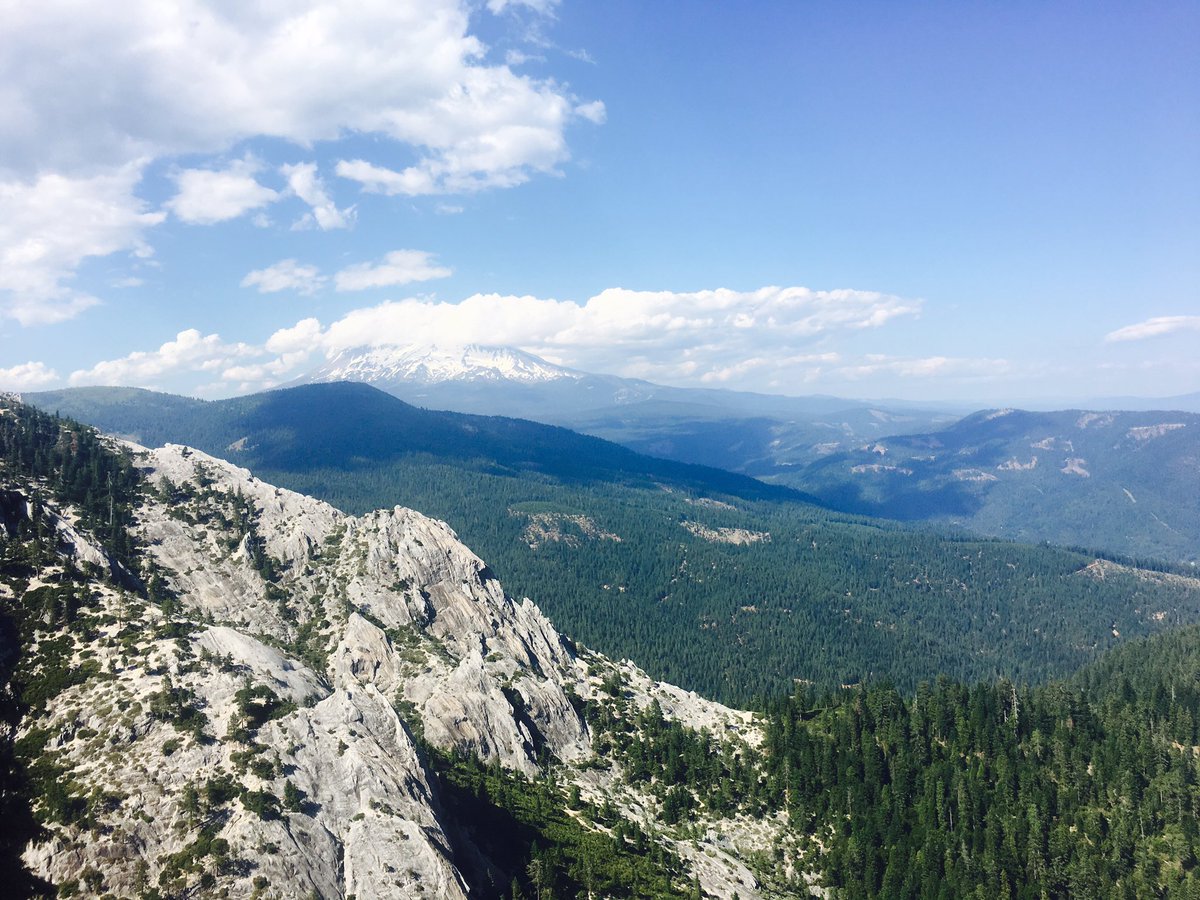 #MountShasta view on top of #CastleCrags #CAStateParks #CastleCragsStatePark #ShastaTrinityNationalForest