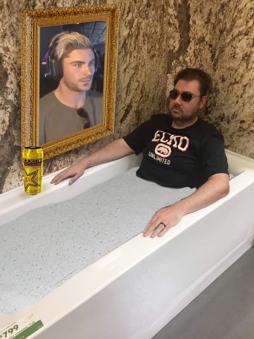 CmelmkCVIAA3ge6.jpg:small