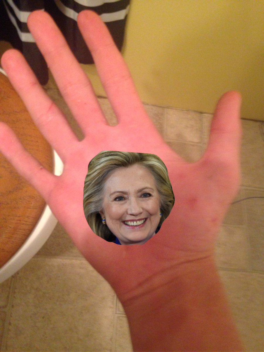 MoneyMurdock17's tweet photo. Wiped my ass and got shit on my hand. https://t.co/dcTVNnn6YE