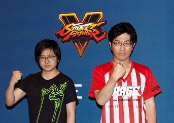 تويتر Rage على تويتر Rage Grand Finals ストリートファイターｖ 注目の対戦カードをご紹介します 第1試合 Hashibiron選手 レインボー ミカ ｖｓcojiro選手 春麗 Rage ストｖ T Co Q6f2dgfvlj