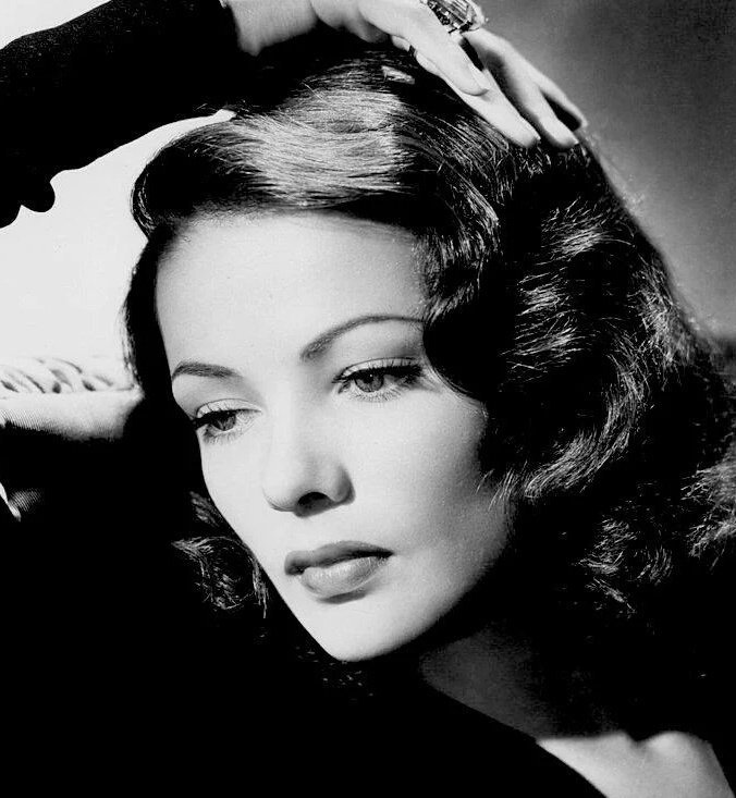 arrys44's tweet photo. #goddess&amp;legends Gene Tiereny Veronica Lake Audrey Hepburn  Ginger Rogers https://t.co/BMVP105qlt