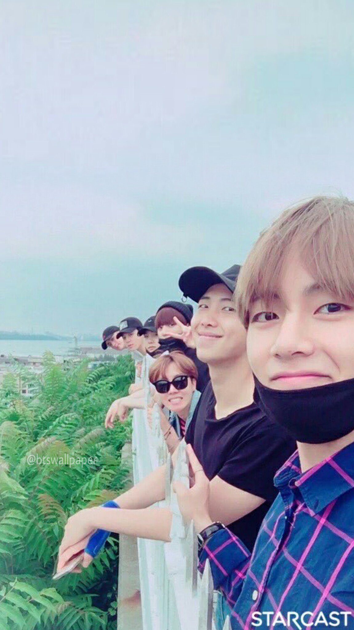 LOCK HOMESCREEN EVERYONE on Twitter BTS OT7 WALLPAPER Save Like amp RT Hope u like it httpstcog6RRjJL9Ka Twitter