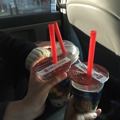 withjoyth_'s tweet photo. เวนดี้ทำข้าวกล่องอาหารกลางวันให้น้องและซื้อชานมไข่มุกร้าน GongCha ไปให้ในวันที่ถ่ายทำMV Young Love ด้วยค่ะ https://t.co/9hwbJnK5TT
