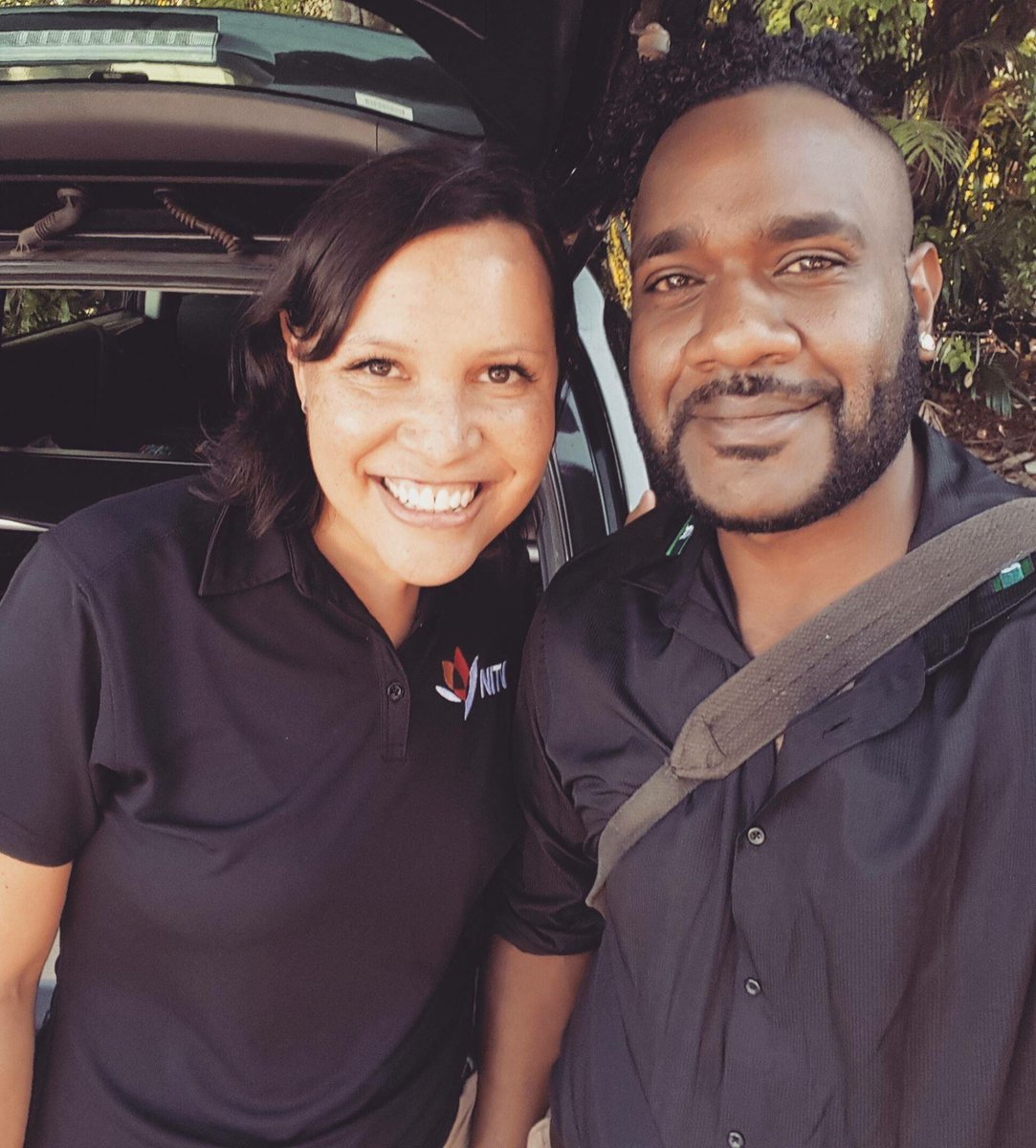 nat_ahmat's tweet photo. Great to run into Bernard Namok Jnr at today's #NAIDOC2016 flag raising and family fun day at Larrakia Nation! https://t.co/ZuZKkej3Vj