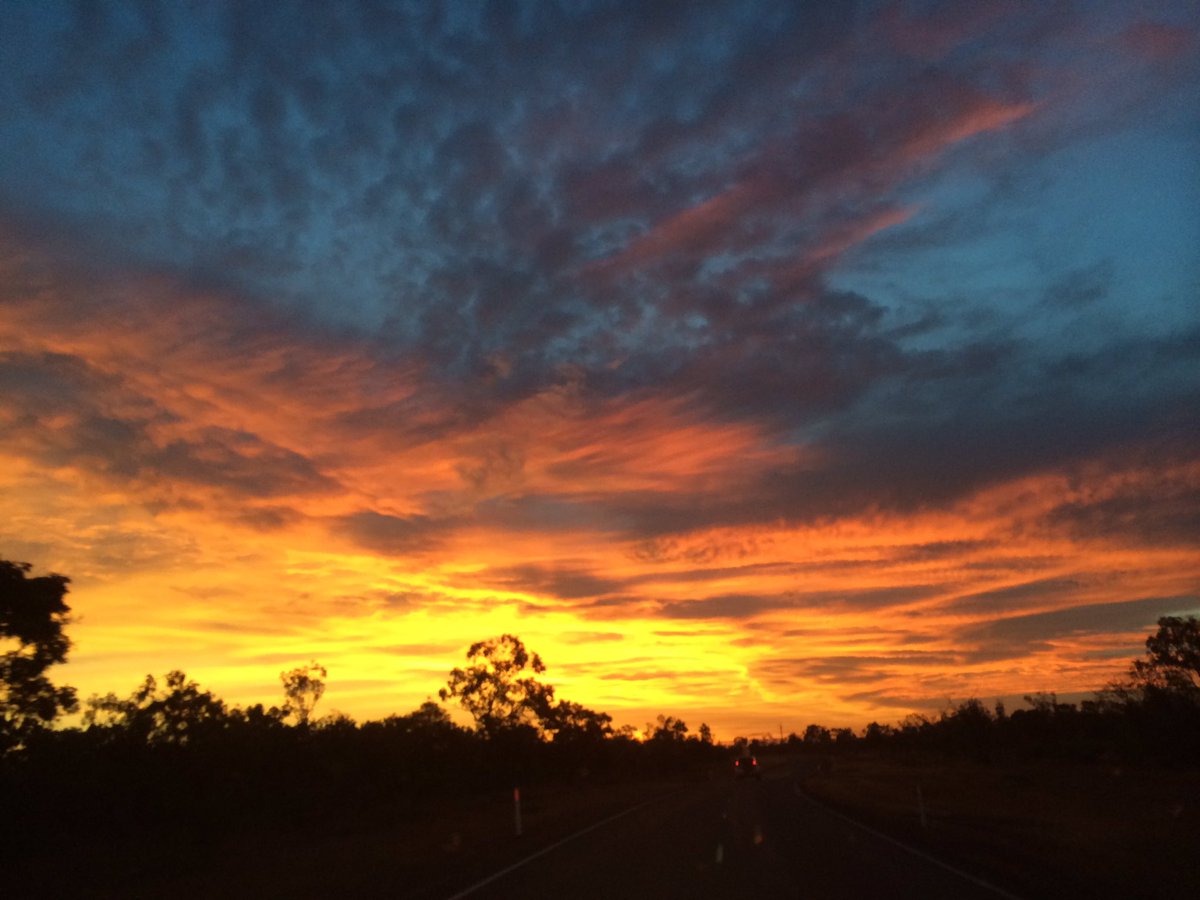 Captovate's tweet photo. @TheLoopOz thanks for the tweet. Great time to move to Darwin, a beautiful 27 degrees right now. https://t.co/TtLoni6e0G