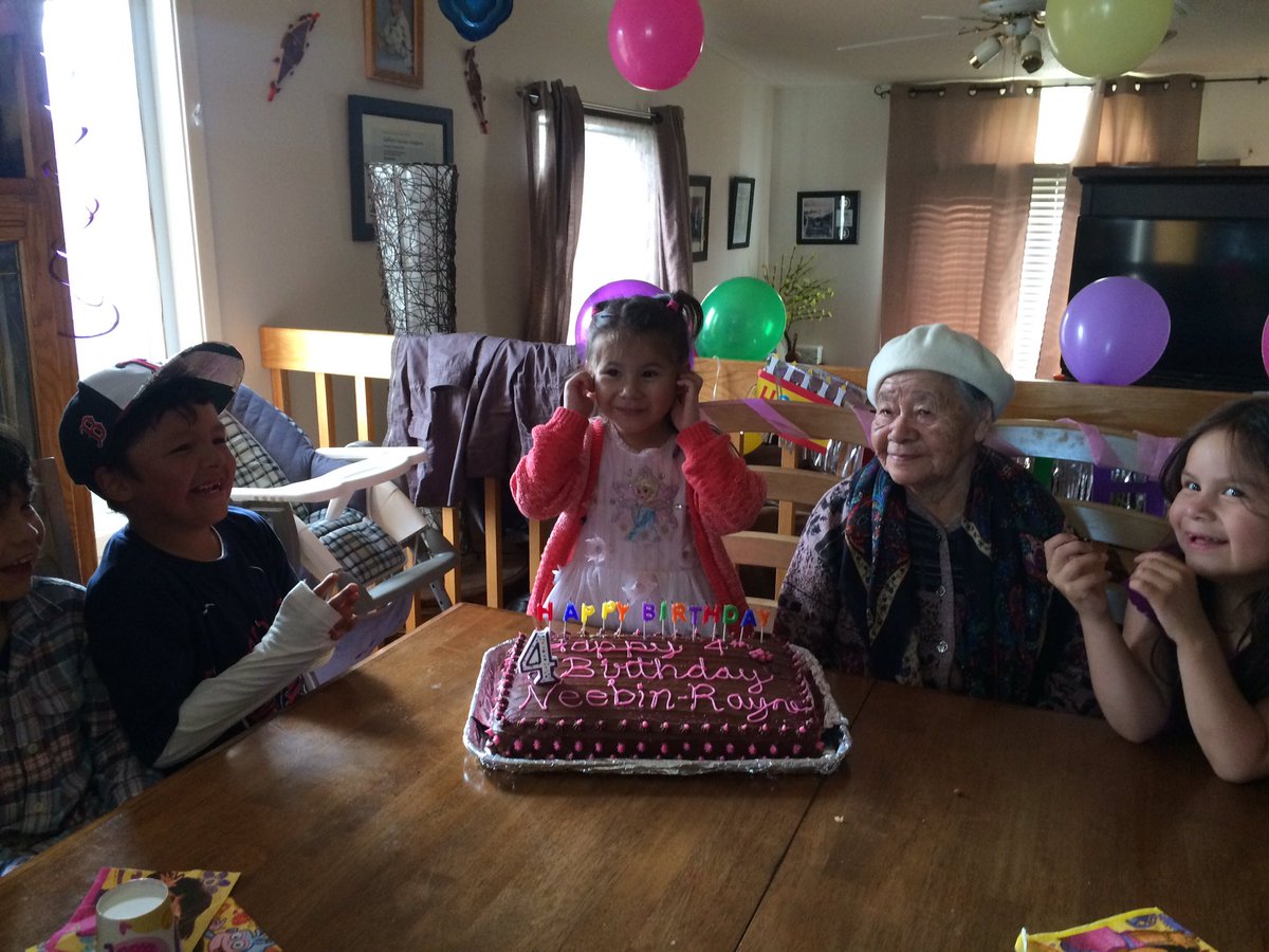noramelanie's tweet photo. Happy 4th Birthday Neebin-Rayne 🎂 Love you mishtee😘❤️ #birthdaygirl #neebinrayne #july3 https://t.co/CHNLRNMi9R