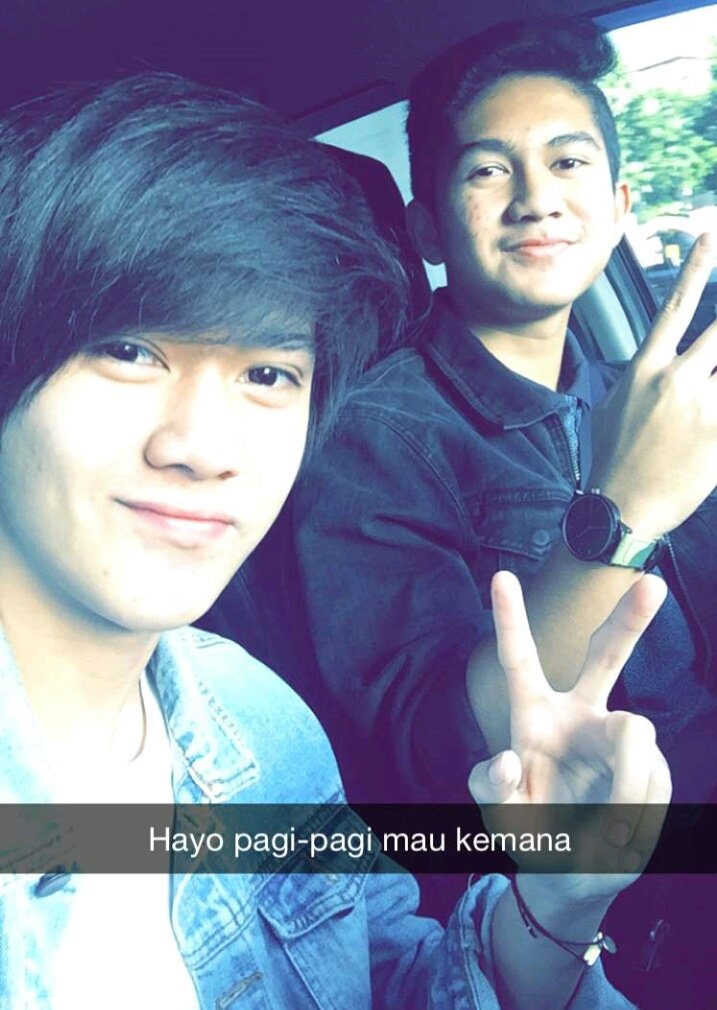 baalebasalki's tweet photo. Hayoo emang mau kemanaaa... udah cakep aja 😚 @iqbaale https://t.co/uQ6Mo9hBoZ