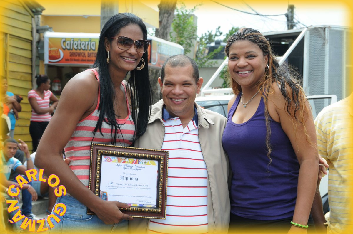 CarlosGuzmanDr's tweet photo. .Vamos #Annery, demuestra que "Guaricano" el barrio que te vió nacer, tienes jovenes talentosos. #ReinasdelCaribe https://t.co/S13scPkC1J