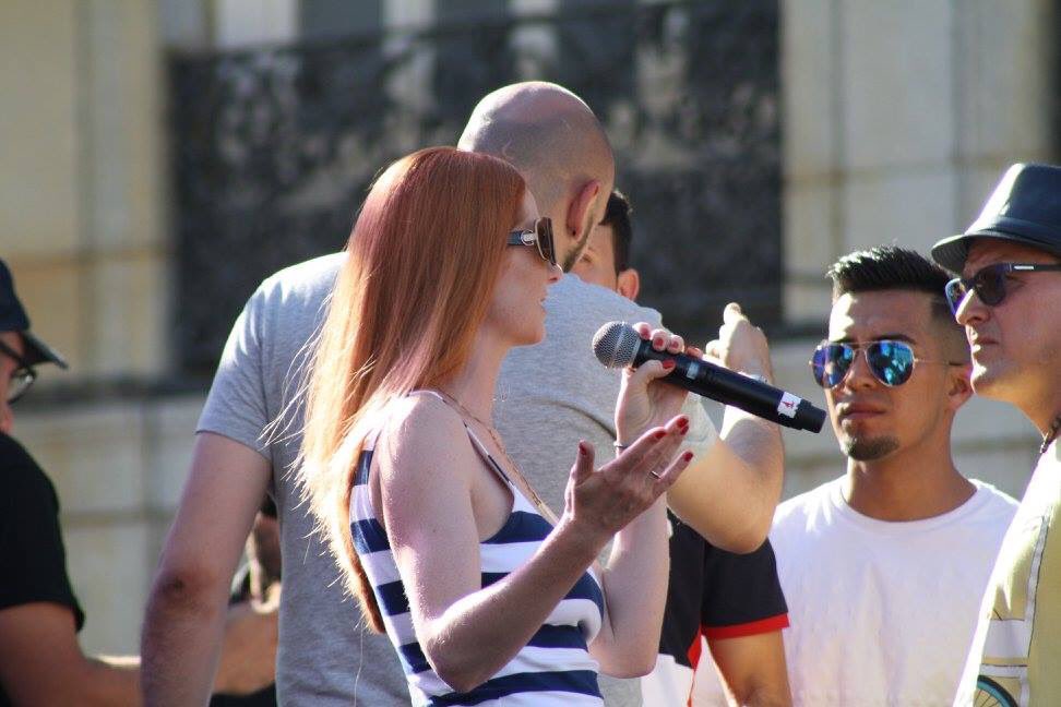 tATumusic's tweet photo. #Katination:
Lena Katina at Mr. Gay Pride 2016, #Madrid (Soundcheck). 01.07.2016 #EstaSoyYo https://t.co/AoBiY5q3P1