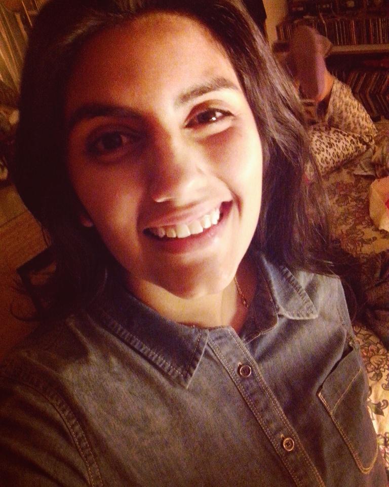 Michellisima_'s tweet image. 😄 #Domingo #EsePie #IrrelevantPost