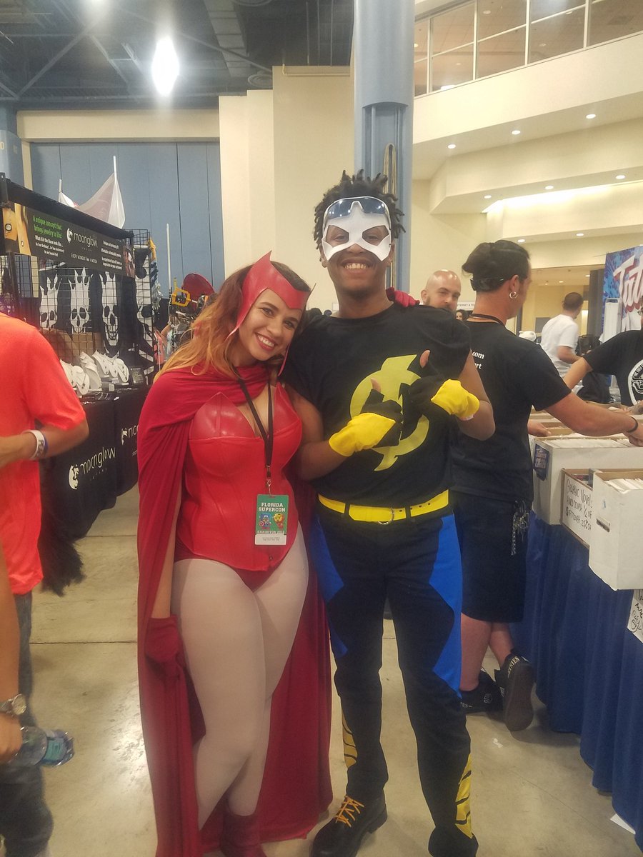 FTG_Jaedon's tweet photo. Had an amazing day at Supercon #MiamiSupercon https://t.co/SaGmhp8PIs