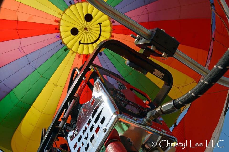 christyllee's tweet photo. Ok... I really miss the balloons. It was a tradition making #4thOfJuly in #LexVa something truly special. #LoveLexVa https://t.co/yguay6czdW