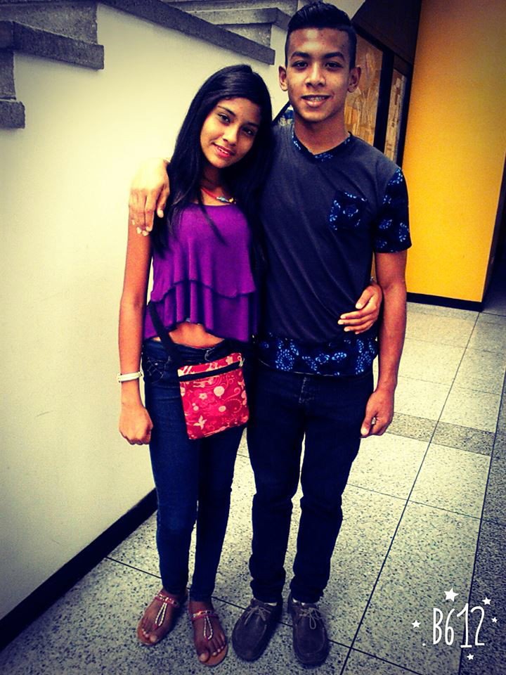 yoi165ses's tweet photo. Contigo Novia bella <3 https://t.co/Qrww9zU1BA