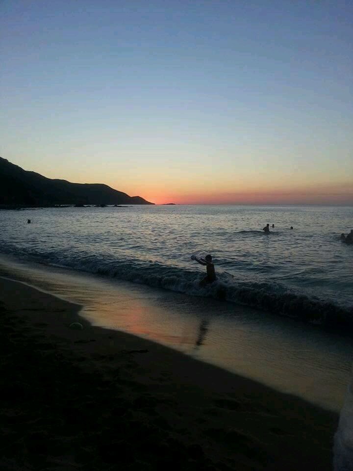 SeifLaref's tweet photo. Mon petit village
#La baie ouest
#chetaibi
#sable d'or https://t.co/vRhIXPzUg8