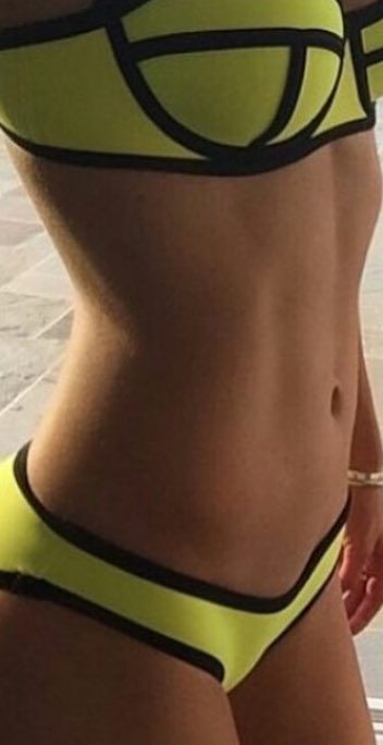 goddess_camiIa's tweet photo. I'm waiting pigs, dm me if you useless pig @RTpig #paypig #moneypig #slaves #goddess #pugmoney 💸💸 https://t.co/Euf6T1kXoA