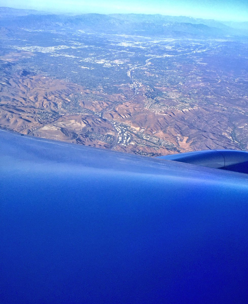DaMFunK's tweet photo. Above California again, back in L.A.
Big luv &amp; respect 2 everyone at @csf_japan this weekend in #Okinawa! 
A+👌🏾| DF https://t.co/e5l44s0Hfn