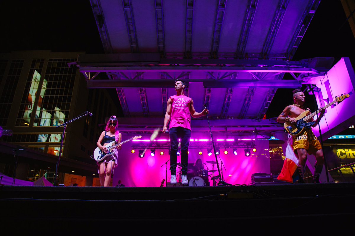 ❤️💛💚Toronto Pride💙💜❤️