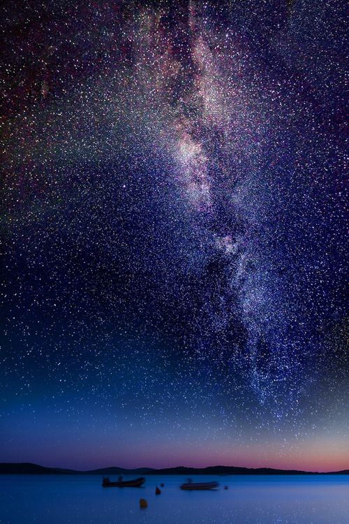 MsEnlightened's tweet photo. Where the Earth and the cosmos meet! https://t.co/kEeWTp8ViQ