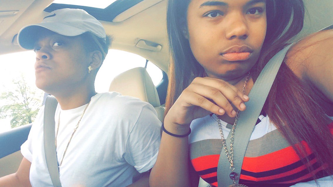 RuNasty1017's tweet photo. Shinning with my ex bihh 💞💦🌎💍😑 https://t.co/QlK0hPRipj