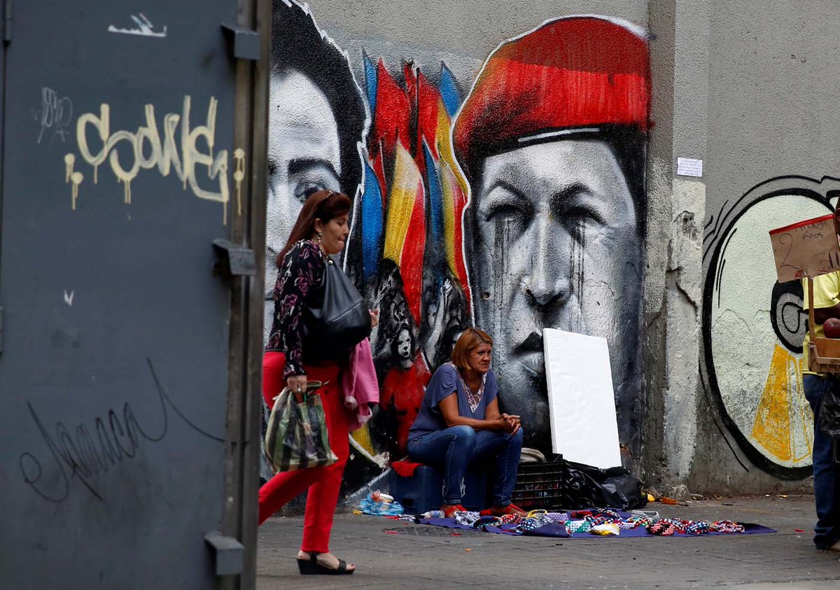 la_patilla's tweet photo. Ni los chavistas quieren que Maduro siga gobernando Venezuela https://t.co/vesvH6BAcb https://t.co/fHbPFZHNXK