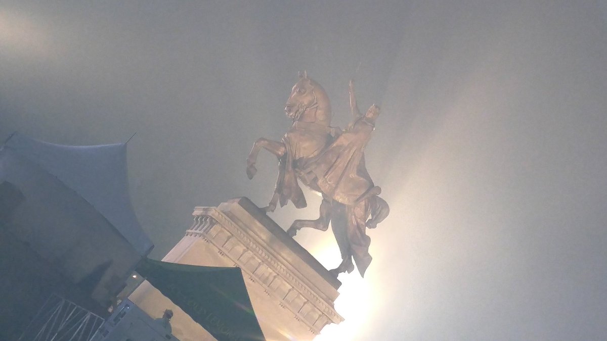 DrewCondra's tweet photo. @rothase2 The fireworks may have been a bust, but they sure made Louis IX look eerily triumphant at #FairSTL https://t.co/A7Z6vOvX6r