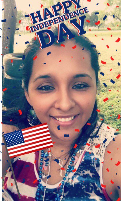 NancyRo64304291's tweet photo. What a beautiful sticker cam! Beautify your pics with lovely stickers for girls! https://t.co/o3ONQHxLMn https://t.co/t57RKxLlKx
