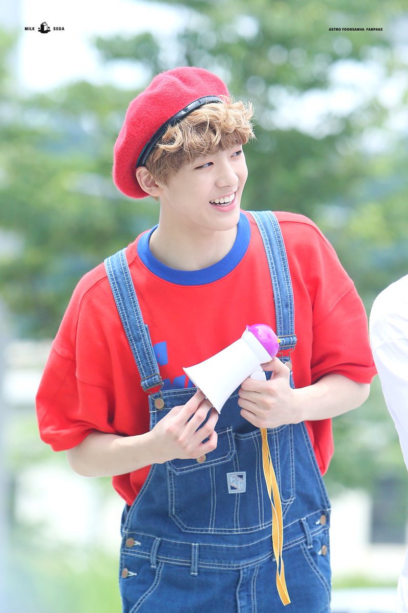 yoonsanhakr's tweet photo. 160702 음악중심 미니팬미팅 /
어디 하나 사랑스럽지 않은 곳이 없어💕 
#아스트로 #윤산하 #산하 #숨가빠 @offclASTRO https://t.co/kNuwAraCFr