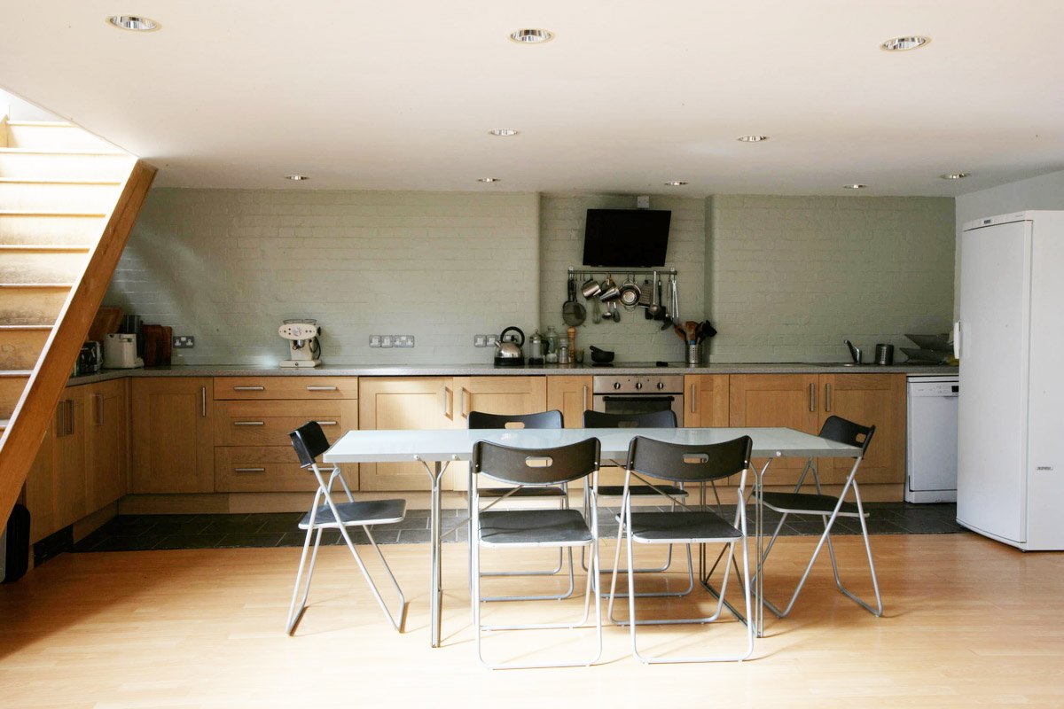 photo_studiohre's tweet image. #STUDIOOFTHEWEEK Apollo Photo Studio situated in an old piano factory😍 Book now @ photo-studiohire.com 👌🏼📷 #shoot