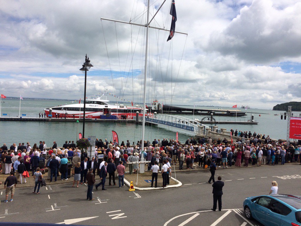 GuyWhitehouse's tweet photo. Manufacturing is alive and well in cowes  #redjet6 https://t.co/MAl7V5hlWX