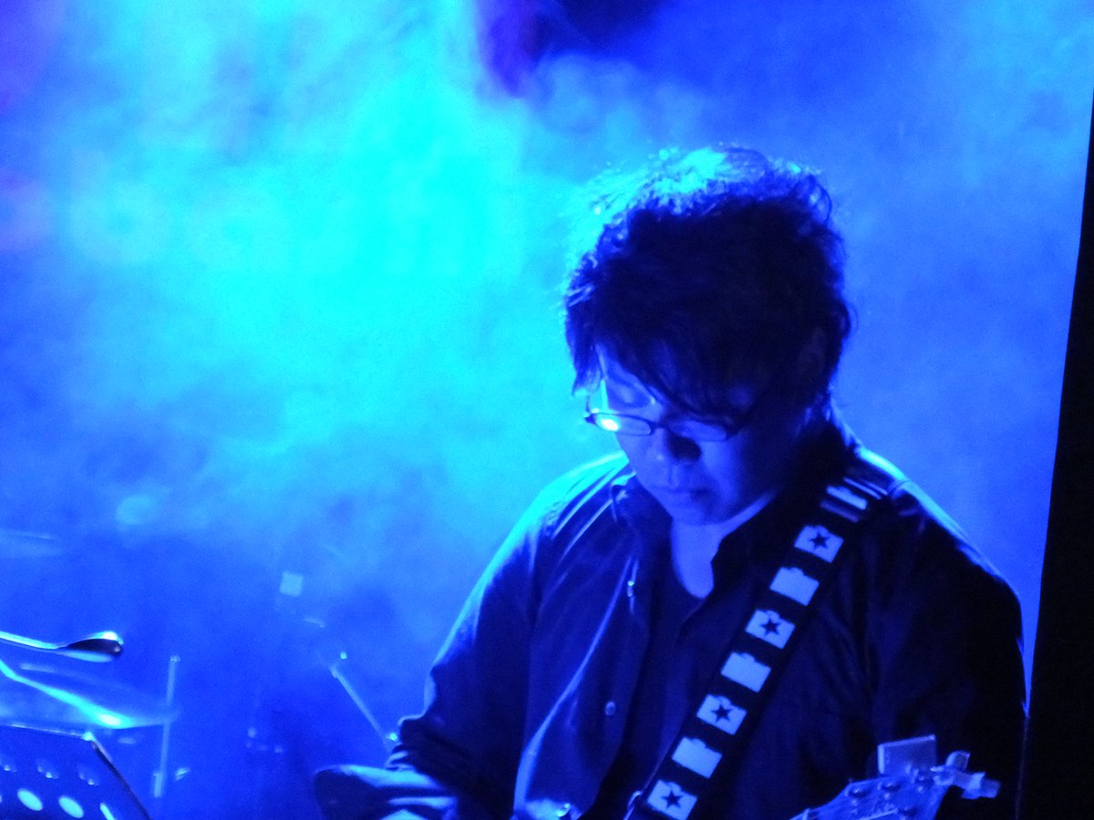 yeltkchlow's tweet photo. 次回、柴犬・Kakki-!!とのライブは、Ba.ちゃんかまを迎えて、7/29(金)心斎橋 FootRock&amp;BEERSにて！ https://t.co/2nbUdPWbrU