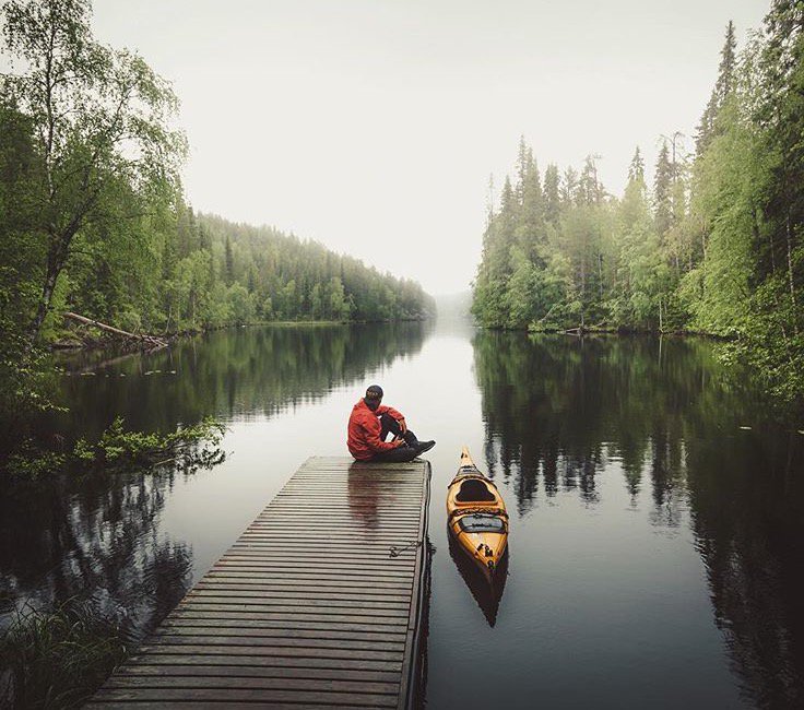 フィンランド政府観光局 現在フィンランドには39の国立公園があります 来年40番目の国立公園となるホッサ カヌーの写真 と コリ国立公園 青空の写真 写真提供 Kpunkka Marihaarajarvi