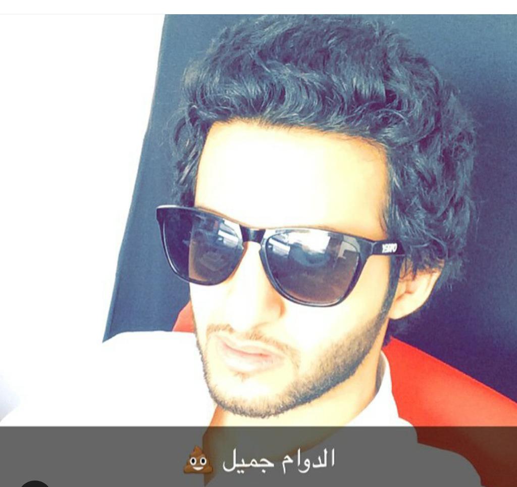 samralmohmmed's tweet photo. لا ابوك لا ابو جدك الي جاب الدوام واخترعه https://t.co/hmWaKYhNmp
