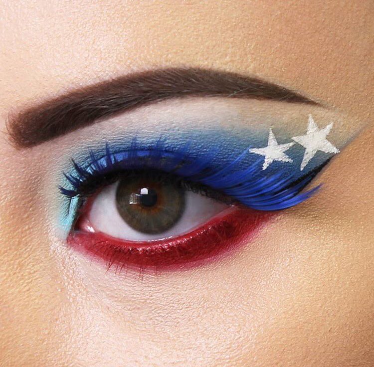 Illamasqua's tweet photo. Happy Independence Day to all of our U.S. illamafia 🇺🇸 #illamafia #IndependenceDay https://t.co/RfwgPqf5o9