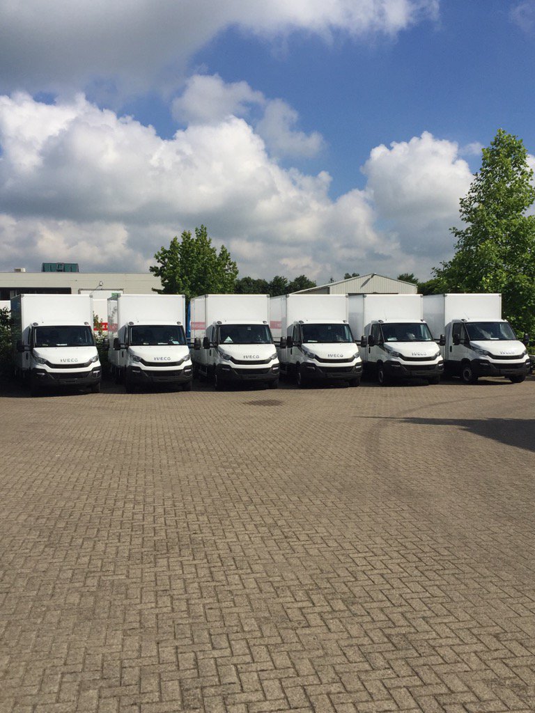 JustDriveCompan's tweet image. #iveco met #justdrivecompan voor #sixt just-drive.net