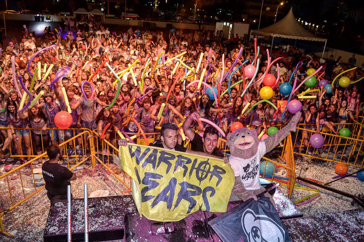 WarriorBears's tweet photo. Increíble que forma de acabar una semana! Espectacular Calpe, larga vida al Holi Sound 😍🐻 #WARRIORBEARS #HOLISOUND https://t.co/9jpgDXZ6Fb