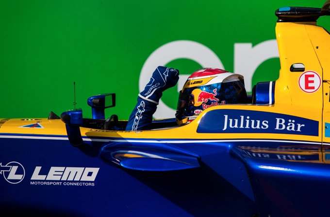 NiccolLandi's tweet photo. #FormulaE Complimenti a @Sebastien_buemi Campione meritato della seconda stagione! https://t.co/HPf3zqtHbs