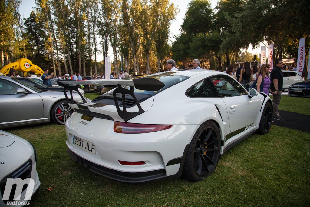 motorpuntoes's tweet photo. Muestrario Porsche en Autobello 2016 https://t.co/U4YHxXNhbF / @AutobelloES @PorscheEveryDay https://t.co/qSfsRKIDFe