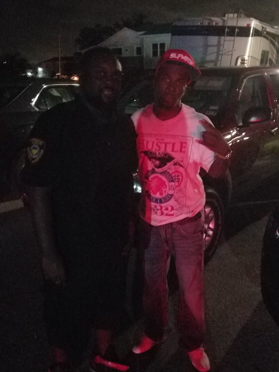 tforcepss's tweet photo. Worked the @DonKe713 concert tonight #tforce #houstonsecurity #security #houston #texas https://t.co/sFYBRefAun