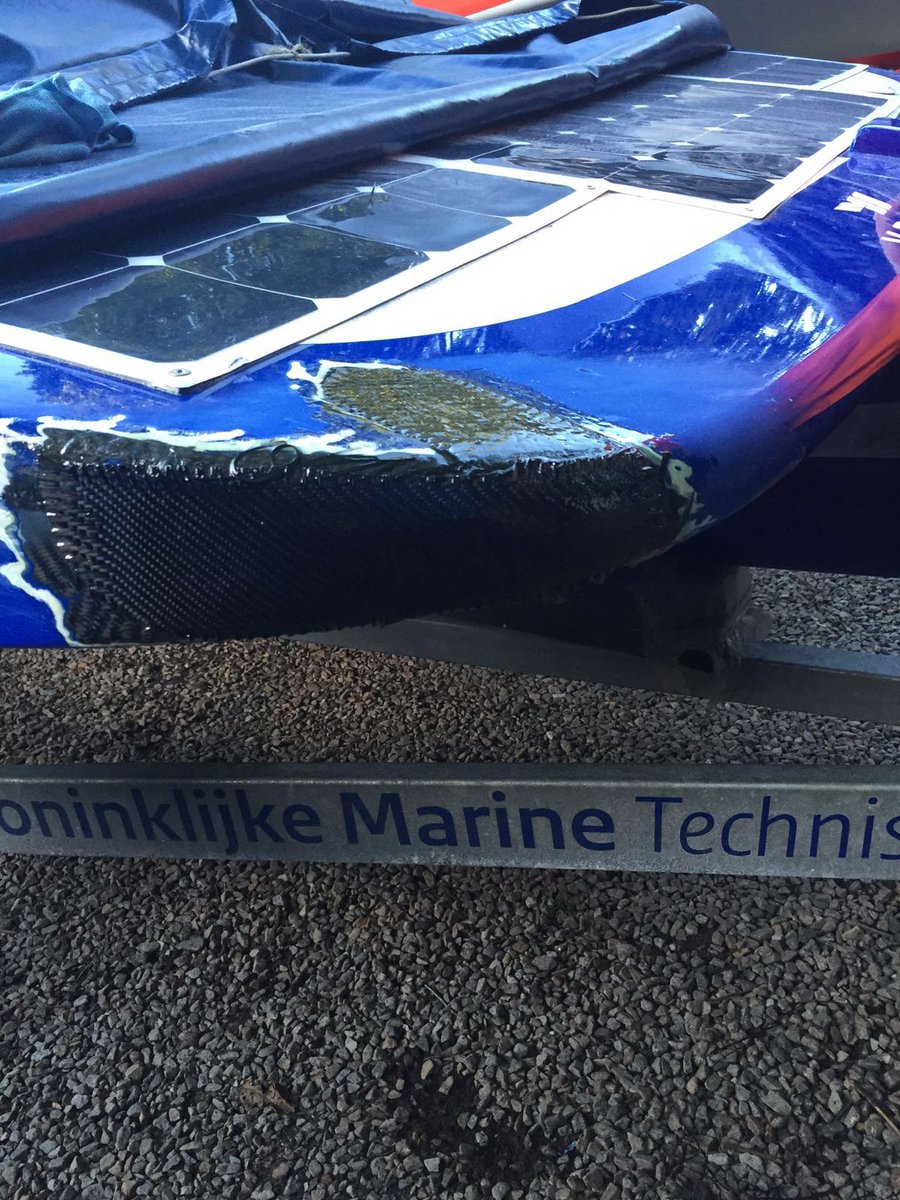 KMSolarTeam's tweet photo. Schade opgelopen, maar is weer gerepareerd met dank aan Polynautic Sneek.@DutchSolar2016 #KMsolarTeam #kmto #vripack https://t.co/HNAUeLGNFo